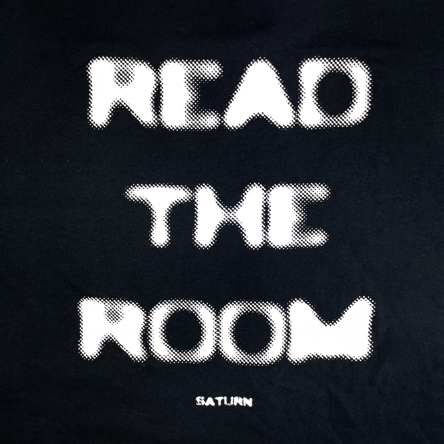 LONG SLEEVE READ THE ROOM NOIR